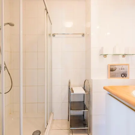 Modern With Terrace & Public Pool *