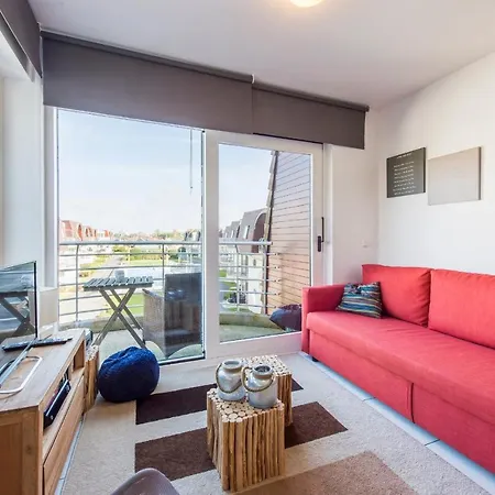 Modern With Terrace & Public Pool Apartment Bredene