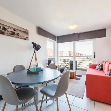 Modern With Terrace & Public Pool Apartment Bredene
